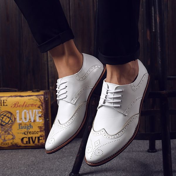 male-style england casual feast dressed as banquet soft leather pointed black brogue bullock shoes g3h4
male-style england casual feast dressed as banquet soft leather pointed black brogue bullock shoes g3h4