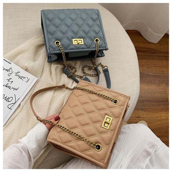 shoulder bags women's 2021 leisure trend pu fabric one cross chain bag multi color selection adjustable strap length
shoulder bags women's 2021 leisure trend pu fabric one cross chain bag multi color selection adjustable strap length