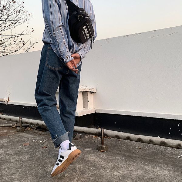 2021 men's solid blue color straight loose baggy homme wash jeans casual pants biker denim trousers plus size s-2xl
2021 men's solid blue color straight loose baggy homme wash jeans casual pants biker denim trousers plus size s-2xl