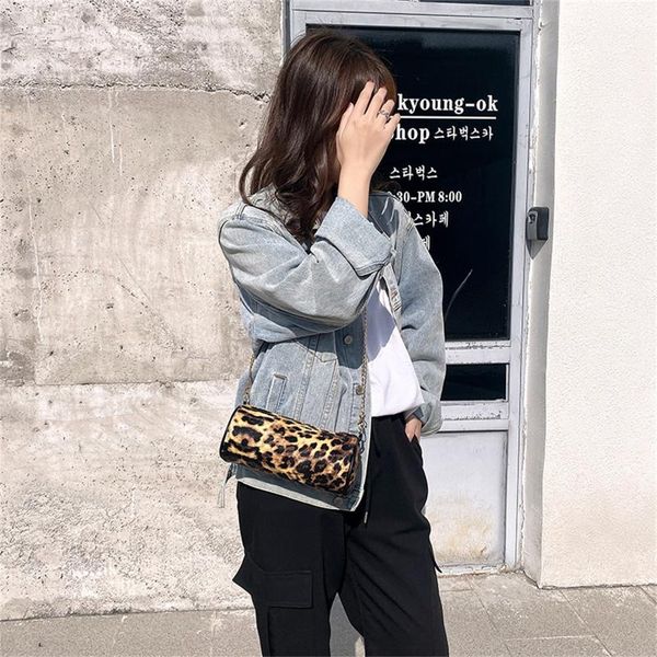 ladies fashion animal pattern round bag shoulder all-match messenger bag mini pu leather shoulder messenger for girl yellow
ladies fashion animal pattern round bag shoulder all-match messenger bag mini pu leather shoulder messenger for girl yellow