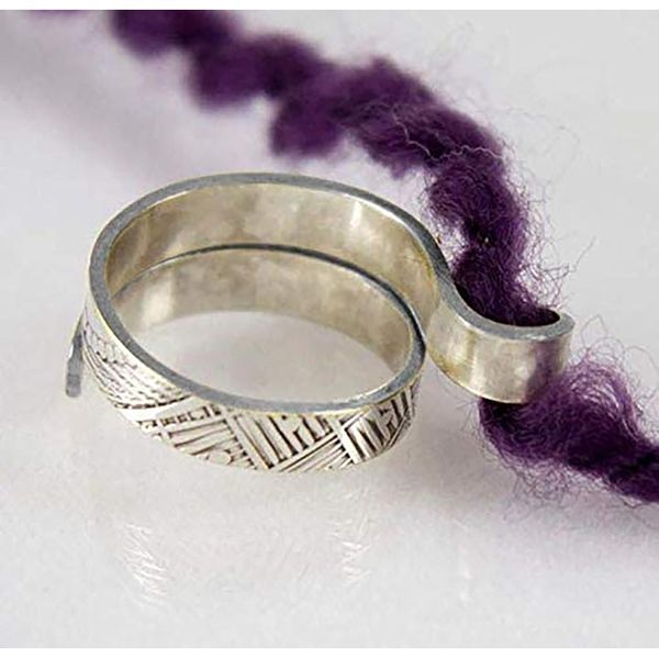 регулируемый вязание петли вязание крючком петли вязальные аксессуары peapock forming кольцо пальцев украшения пряжи гиды вязаное кольцо d3
регулируемый вязание петли вязание крючком петли вязальные аксессуары peapock forming кольцо пальцев украшения пряжи гиды вязаное кольцо d3