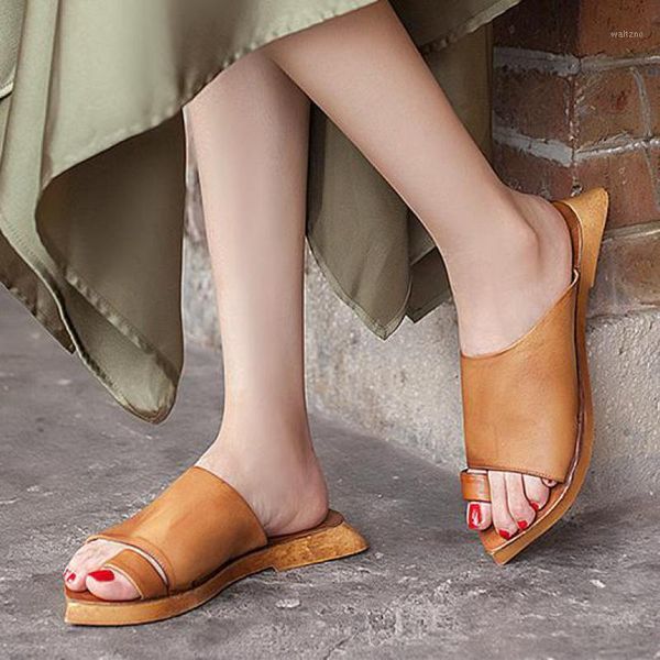 johnature genuine leather slippers 2020 new summer women shoes outside wear flat with sewing slides retro casual ladies slippers1, Black
johnature genuine leather slippers 2020 new summer women shoes outside wear flat with sewing slides retro casual ladies slippers1, Black