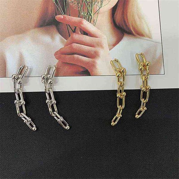 luxury ladies classic 925 sterling silver earrings u-shaped holiday gift brand jewelry aa220315
luxury ladies classic 925 sterling silver earrings u-shaped holiday gift brand jewelry aa220315