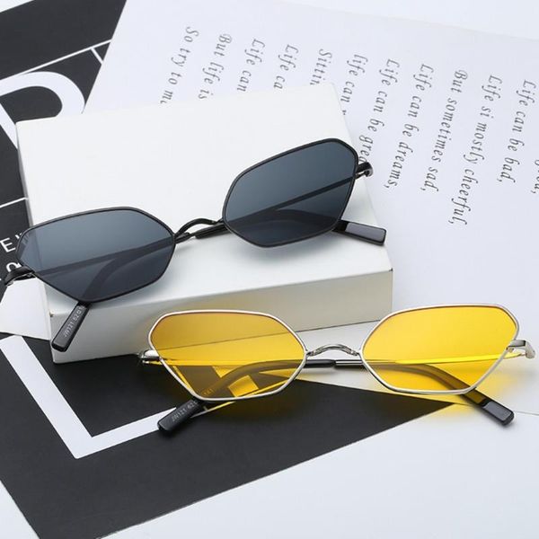 sunglasses retro brand 2021 cat eye small women vintage frame designer sun glasses unique shades eyewear female, White;black
sunglasses retro brand 2021 cat eye small women vintage frame designer sun glasses unique shades eyewear female, White;black