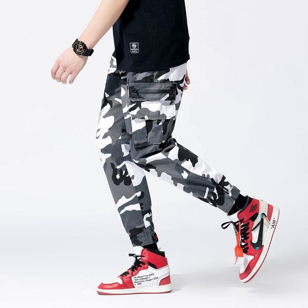 american streetwear fashion men jeans camouflage pants japanese style big pocket cargo pants hip hop joggers men, Blue
american streetwear fashion men jeans camouflage pants japanese style big pocket cargo pants hip hop joggers men, Blue