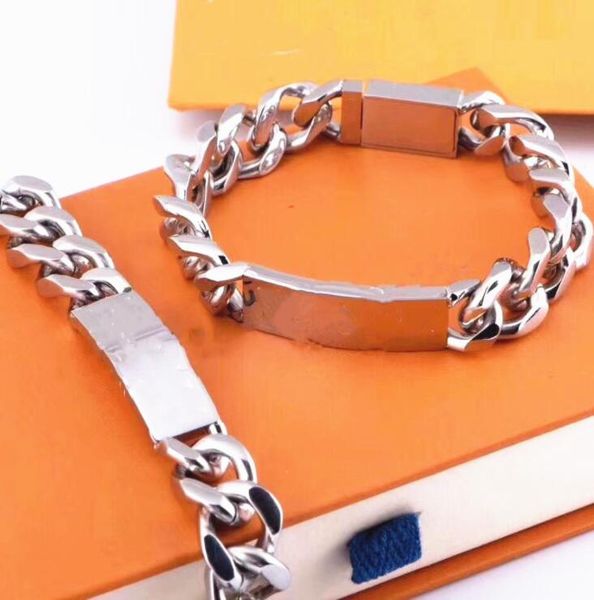 fashion jewelry stainless steel bangles bracelets for man and women with gift box, Golden;silver
fashion jewelry stainless steel bangles bracelets for man and women with gift box, Golden;silver