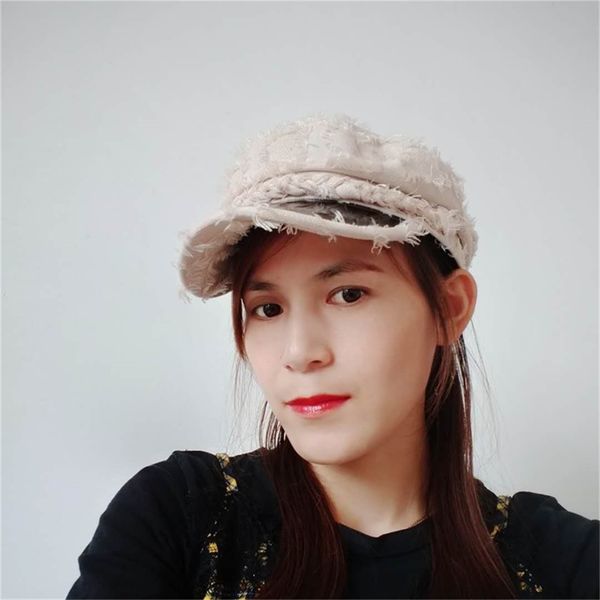 east gate new leather brim spliced fur brim retro british navy hat female korean version of the trend web celebrity beret, Blue;gray
east gate new leather brim spliced fur brim retro british navy hat female korean version of the trend web celebrity beret, Blue;gray