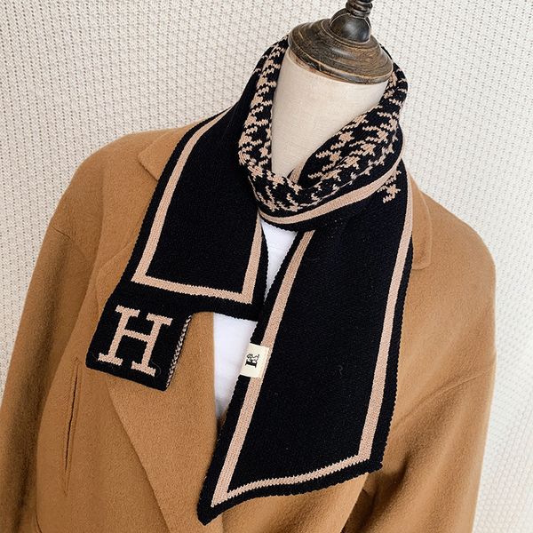 simple wool pointed scarf lovers men and women long scarf knitted perforated bib in autumn and winter klwe, Blue;gray
simple wool pointed scarf lovers men and women long scarf knitted perforated bib in autumn and winter klwe, Blue;gray