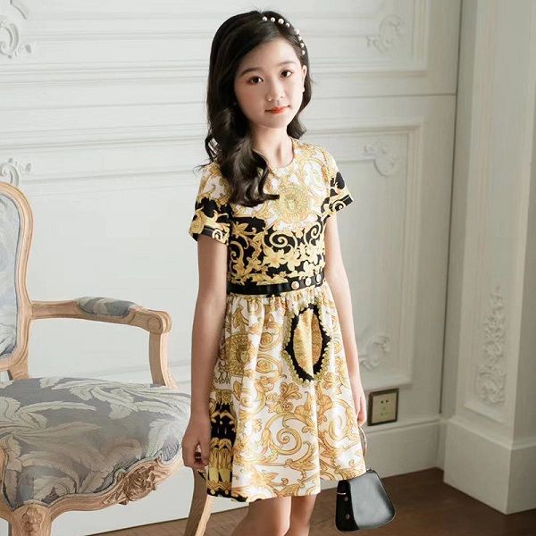 2020 spring summer girl printed vintage floral dresses kids princess flower dress children retail clothes, Red;yellow
2020 spring summer girl printed vintage floral dresses kids princess flower dress children retail clothes, Red;yellow