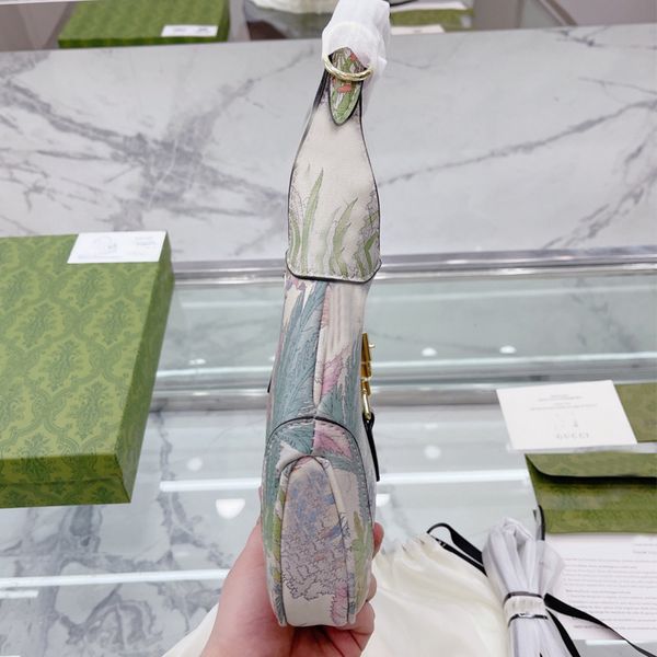 2022canvas handbag shoulder bag floral bags hobos women underarm pouch leaves clutch handbags tiger letters wallet purse ladies
2022canvas handbag shoulder bag floral bags hobos women underarm pouch leaves clutch handbags tiger letters wallet purse ladies