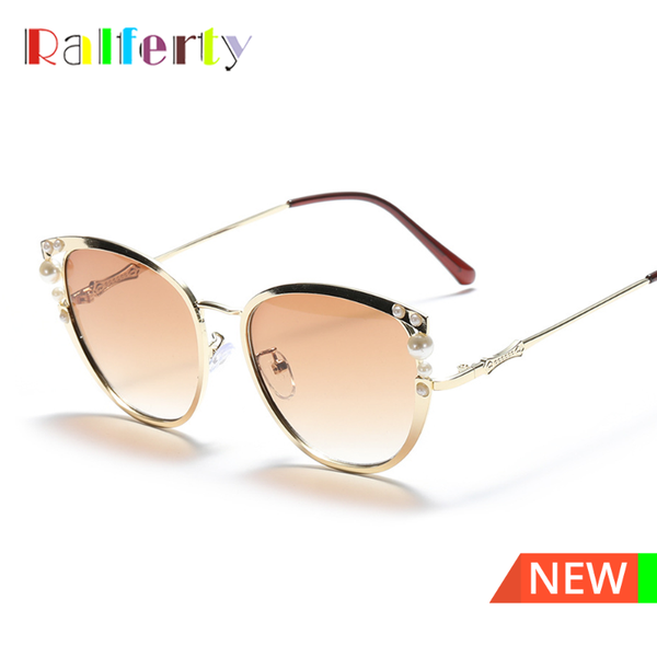 ralferty elegant pearl sunglasses women 2021 designer ladies 2021 cat eye sunglases uv400 oculos feminino w0904, White;black
ralferty elegant pearl sunglasses women 2021 designer ladies 2021 cat eye sunglases uv400 oculos feminino w0904, White;black