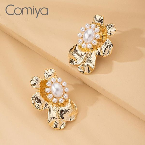 stud comiya earrings for women gold color zinc alloy flower shape acrylic pearls charms brincos earring para as mulheres bijoux, Golden;silver
stud comiya earrings for women gold color zinc alloy flower shape acrylic pearls charms brincos earring para as mulheres bijoux, Golden;silver