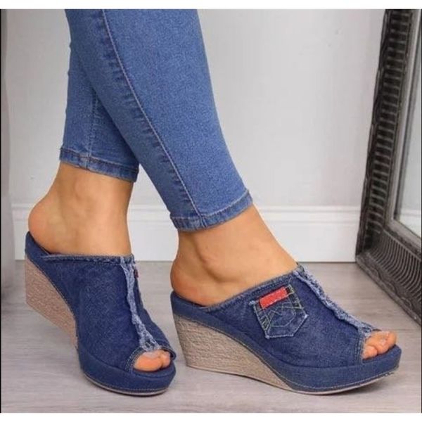 breathable women platform wedges shoes woman open peep toes slipper summer ladies rome beach sandals y200624, Black
breathable women platform wedges shoes woman open peep toes slipper summer ladies rome beach sandals y200624, Black
