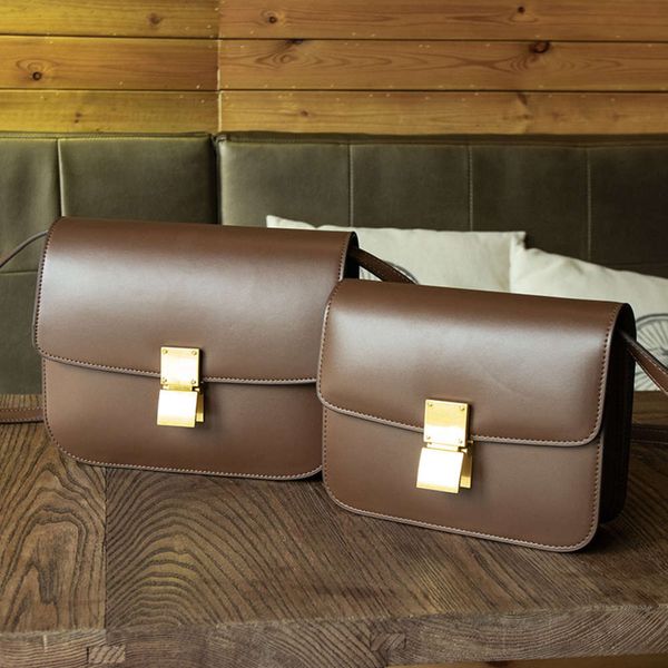 luxurys designers leather tofu box trendy small square mini one shoulder messenger simple women's bag
luxurys designers leather tofu box trendy small square mini one shoulder messenger simple women's bag