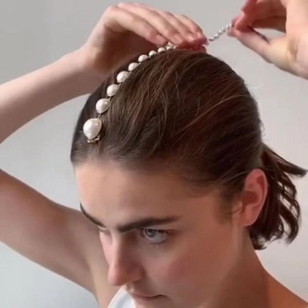 hair clips & barrettes wholesale jujia fashion pearl wedding jewelry charm bridal crystal combs women party hairpins accessories, Golden;silver
hair clips & barrettes wholesale jujia fashion pearl wedding jewelry charm bridal crystal combs women party hairpins accessories, Golden;silver