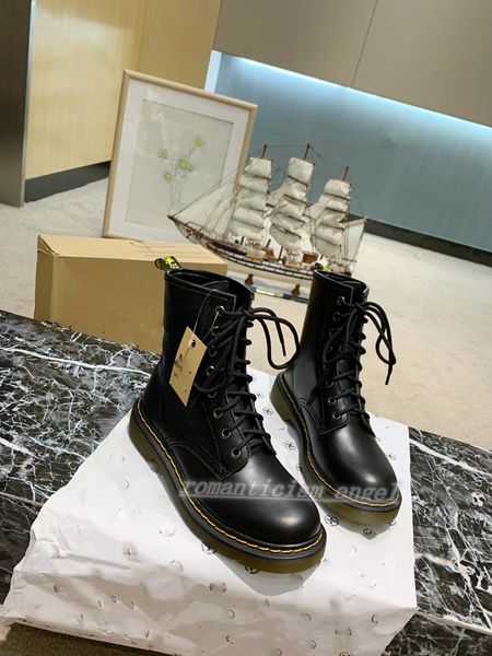 2021 winter plush thermal cotton shoes snow boots martin boots men's british style high women's work wear boots size 35-40, Black;red
2021 winter plush thermal cotton shoes snow boots martin boots men's british style high women's work wear boots size 35-40, Black;red