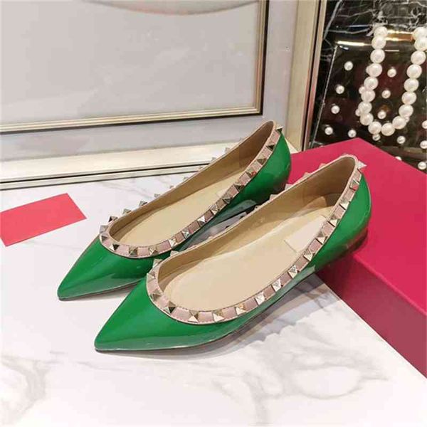 pointed rivet women's flat shoes luxury designer leather low heel banquet party beach wedding pregnant women's sho, Black
pointed rivet women's flat shoes luxury designer leather low heel banquet party beach wedding pregnant women's sho, Black