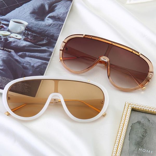 sunglasses pamasen fashion european america style siamese metal gradient uv400 anti-glare glasses for women sun, White;black
sunglasses pamasen fashion european america style siamese metal gradient uv400 anti-glare glasses for women sun, White;black