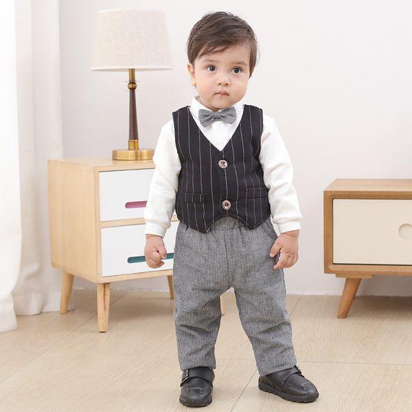 2021 new boy winter suit baby long-sleeved gentleman one-year-old dress quilted three-piece thick striped british style, Blue
2021 new boy winter suit baby long-sleeved gentleman one-year-old dress quilted three-piece thick striped british style, Blue