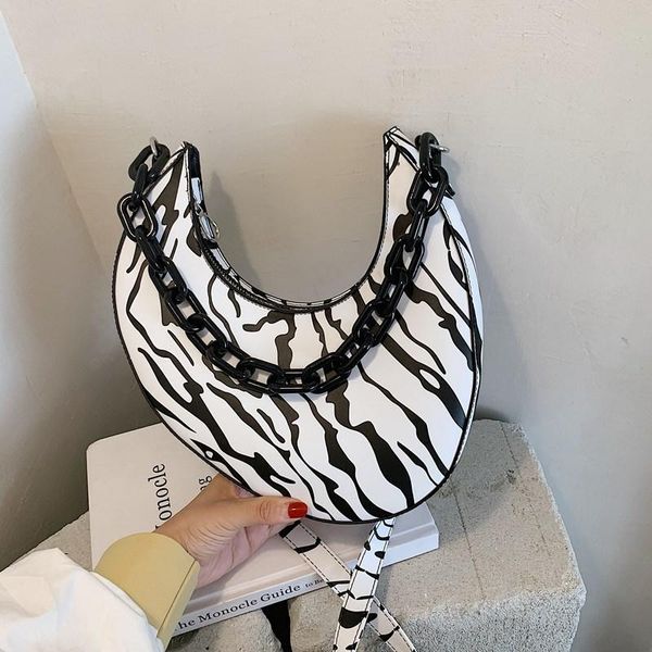 shoulder bags fashion design pu leather handbag 2021 personality crescent ladies bag girl messenger
shoulder bags fashion design pu leather handbag 2021 personality crescent ladies bag girl messenger