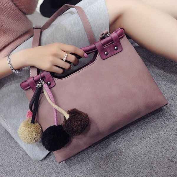 the new casual fashion winter hanging hair ball contrast all-match high capacity women's bags handbag shoulder bags diagonal bag
the new casual fashion winter hanging hair ball contrast all-match high capacity women's bags handbag shoulder bags diagonal bag