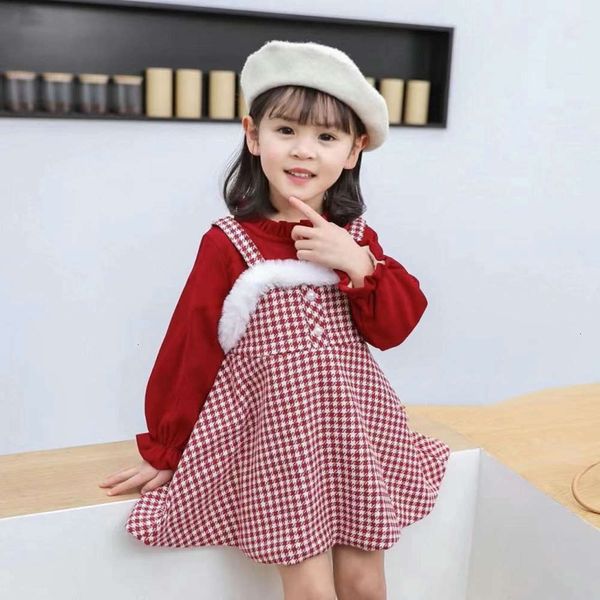 of girl's skirt stitching piec plaid white fake two woolen fabric thickened drs 21 winter new children's wear, Red;yellow
of girl's skirt stitching piec plaid white fake two woolen fabric thickened drs 21 winter new children's wear, Red;yellow