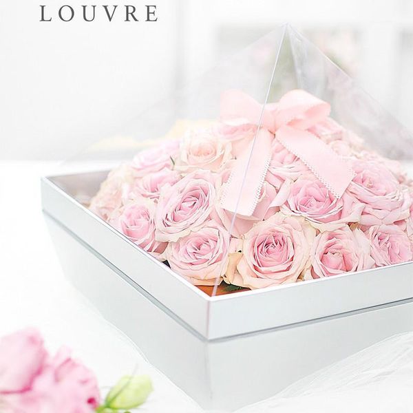 louvre flower boxtransparent panoramic packing boxes material flower shop supplies diamond box wedding engagement1
louvre flower boxtransparent panoramic packing boxes material flower shop supplies diamond box wedding engagement1