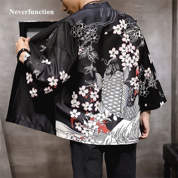 2019 new men japanese style koi printed kimono jackets streetwear sunscreen beach thin and breathable cardigan coats 4xl 5xl c1118, Black;brown
2019 new men japanese style koi printed kimono jackets streetwear sunscreen beach thin and breathable cardigan coats 4xl 5xl c1118, Black;brown