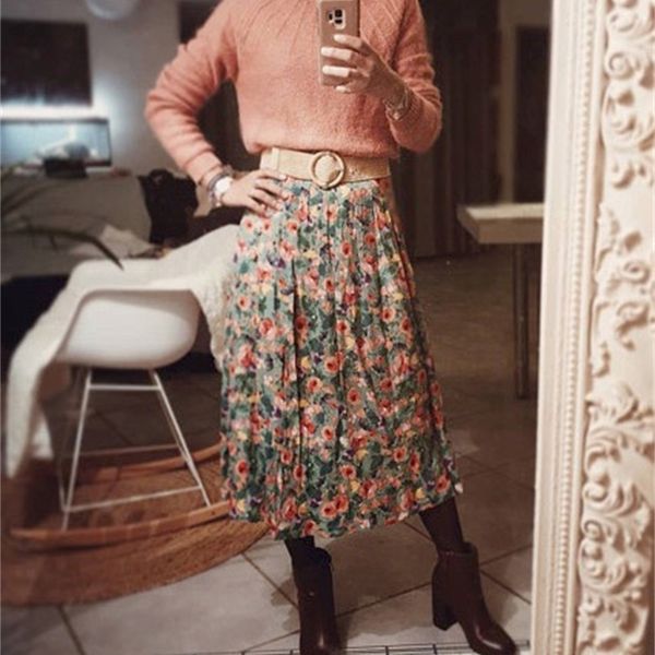 elfbop women floral print long skirt features pleated & slit detail y200326, Black
elfbop women floral print long skirt features pleated & slit detail y200326, Black