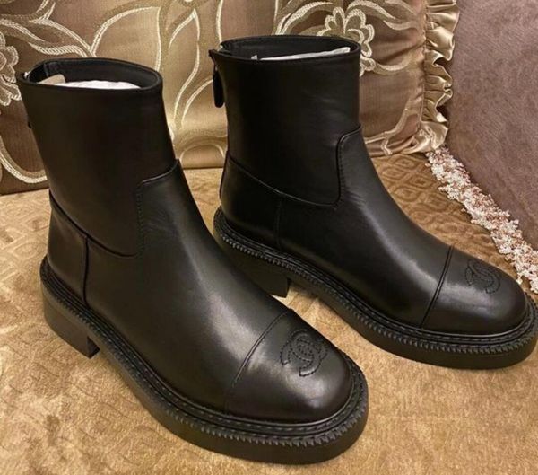 fashion designer boots martin classic long boots rubber sole luxury leather ladies short mini autumn and winter tire cowhide sheep upper, Black
fashion designer boots martin classic long boots rubber sole luxury leather ladies short mini autumn and winter tire cowhide sheep upper, Black