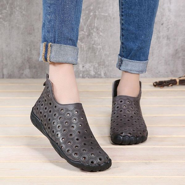 vallu 2020 summer women shoes flats boots cut out genuine leather back zip special design female ankle boots plus size, Black
vallu 2020 summer women shoes flats boots cut out genuine leather back zip special design female ankle boots plus size, Black