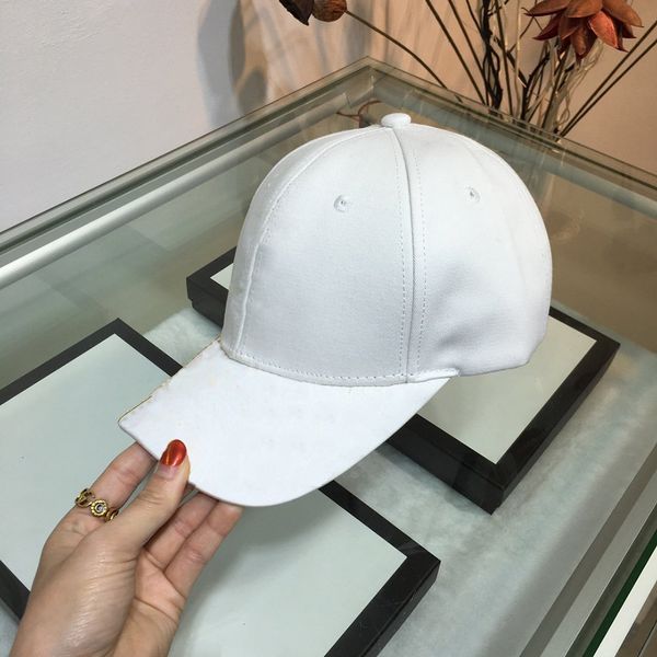 2020 popular brand designer hat embroidery outdoor baseball cap spring summer sun hat sports hip hop luxury men's and women's caps, Blue;gray
2020 popular brand designer hat embroidery outdoor baseball cap spring summer sun hat sports hip hop luxury men's and women's caps, Blue;gray
