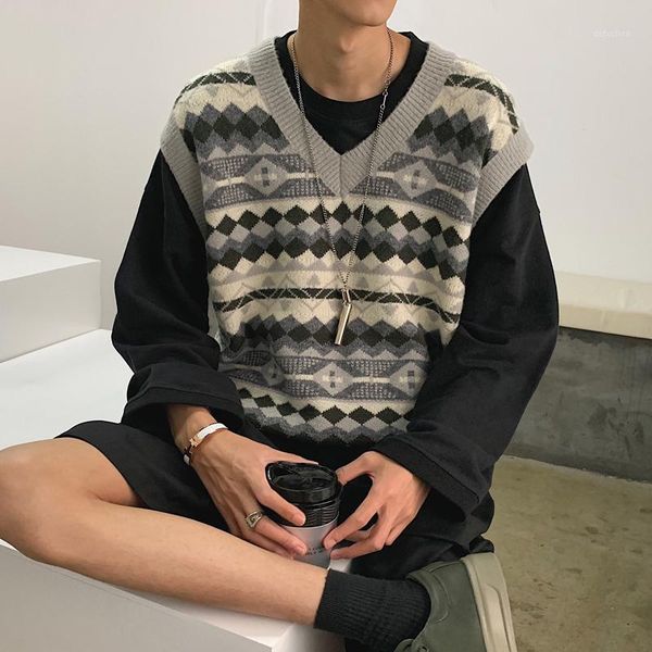 2019 men's lovers v-collar pullover lattice printing coats vest sleeveless knitting grey/red/khaki color sweater vest size m-2xl1, Black;white
2019 men's lovers v-collar pullover lattice printing coats vest sleeveless knitting grey/red/khaki color sweater vest size m-2xl1, Black;white