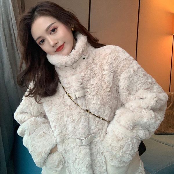 women's fur & faux 2021 winter macaron coat warm and plush female lamb top, Black
women's fur & faux 2021 winter macaron coat warm and plush female lamb top, Black