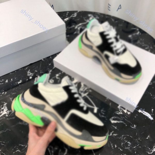 triple s sneakers men women fashion paris 17fw running shoes sports casual shoe grandpa trainer, Black;red
triple s sneakers men women fashion paris 17fw running shoes sports casual shoe grandpa trainer, Black;red