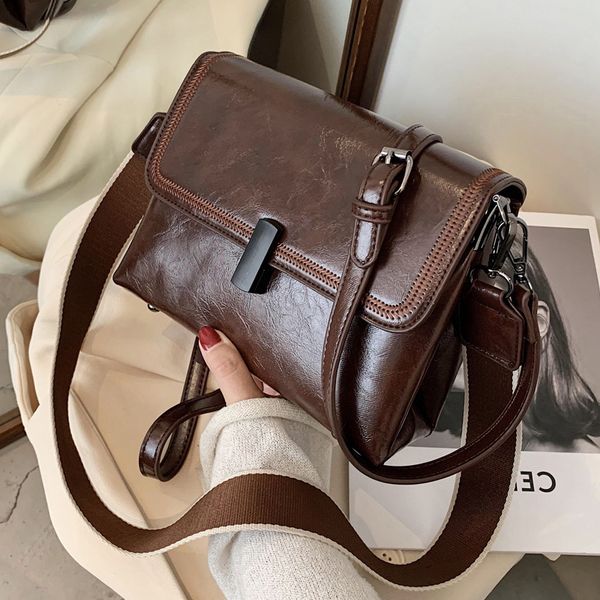 high sense saddle women 2020 new fashion versatile small designer single shoulder messenger bag
high sense saddle women 2020 new fashion versatile small designer single shoulder messenger bag