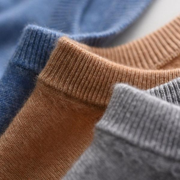 and winter 2021 new 100 cashmere sweater men's round neck loose casual business sweater middle aged long sleeve bottom, White;black
and winter 2021 new 100 cashmere sweater men's round neck loose casual business sweater middle aged long sleeve bottom, White;black