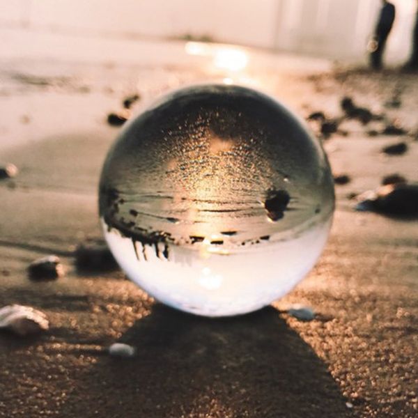 decorative crystal ball, transparent sphere k9 ideal for pgraphy and home decoration
decorative crystal ball, transparent sphere k9 ideal for pgraphy and home decoration