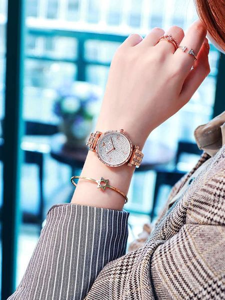 temperament fasina personality online live broadcast versatile selling quartz women's watch, Slivery;brown
temperament fasina personality online live broadcast versatile selling quartz women's watch, Slivery;brown