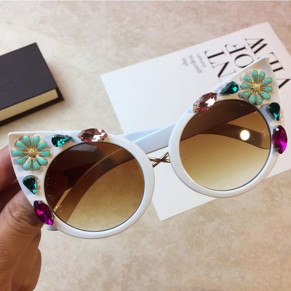 sunglasses handmade baroque flower cat eye luxury women sun glasses beach crystal rhinestone eyewear oculos gift, White;black
sunglasses handmade baroque flower cat eye luxury women sun glasses beach crystal rhinestone eyewear oculos gift, White;black