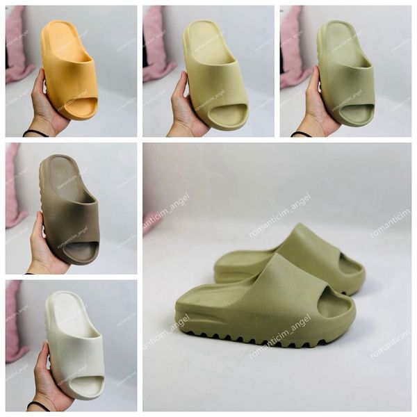 new kanye sandals shoes foam runner triple black white red slide bone resin desert sand earth brown men women slipper sneakers, Black;grey
new kanye sandals shoes foam runner triple black white red slide bone resin desert sand earth brown men women slipper sneakers, Black;grey