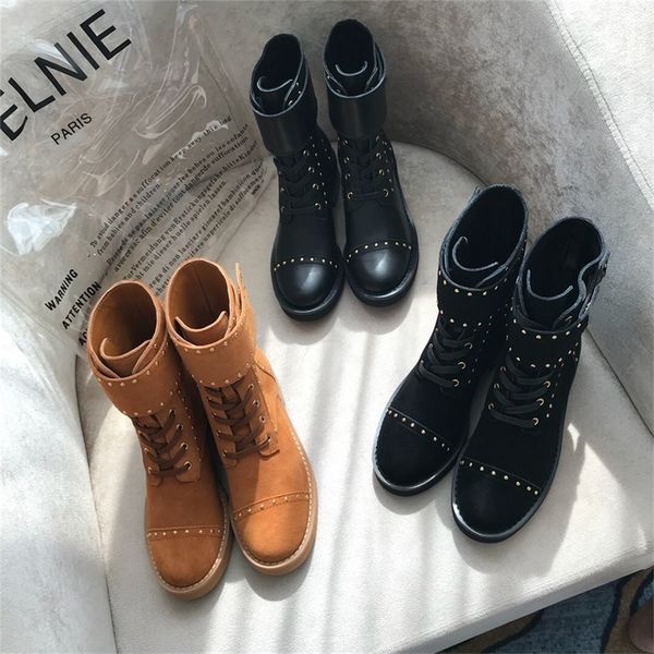 suede leather women lace up ankle boots low heels thick heel buckle short boot ladies casual shoes metal decoration size 35-41 lj201030, Black
suede leather women lace up ankle boots low heels thick heel buckle short boot ladies casual shoes metal decoration size 35-41 lj201030, Black