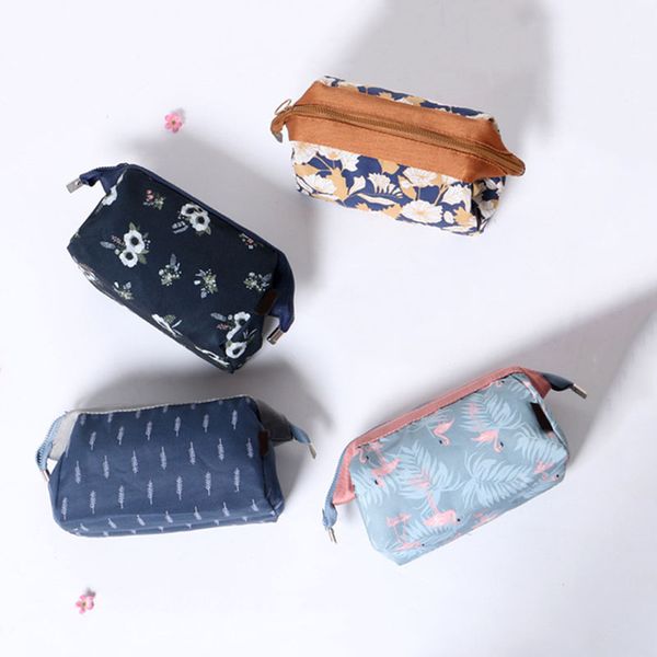 maleta maquiagem women makeup carry case three dimensional large capacity travel sundries storage printed make up cosmetic bag
maleta maquiagem women makeup carry case three dimensional large capacity travel sundries storage printed make up cosmetic bag