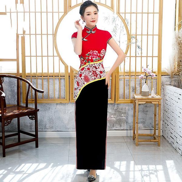fashion long red cheongsam chinoise vintage gown qi pao women traditional chinese dress qipao modern color split robe costume1
fashion long red cheongsam chinoise vintage gown qi pao women traditional chinese dress qipao modern color split robe costume1