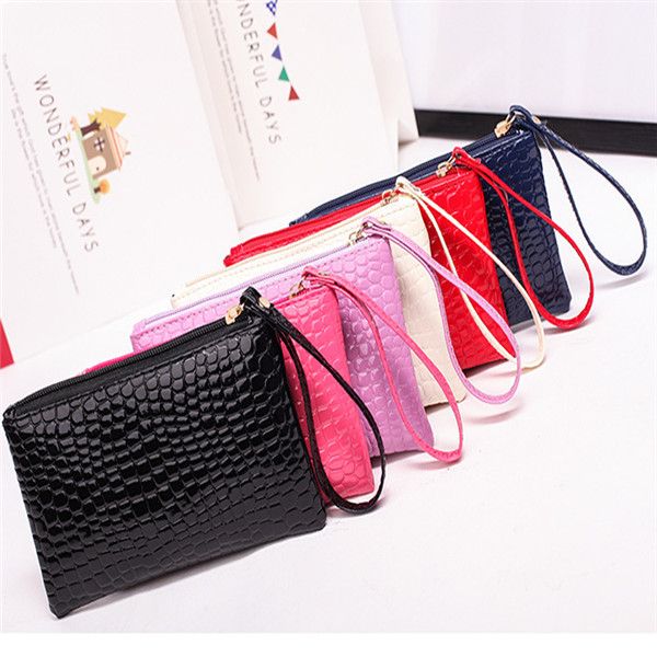 hh 2020 new multicolour crocodile print wallets women's pu bag zipper coin purse card case holder key pouch wallet luxurys designers ba, Red;black
hh 2020 new multicolour crocodile print wallets women's pu bag zipper coin purse card case holder key pouch wallet luxurys designers ba, Red;black