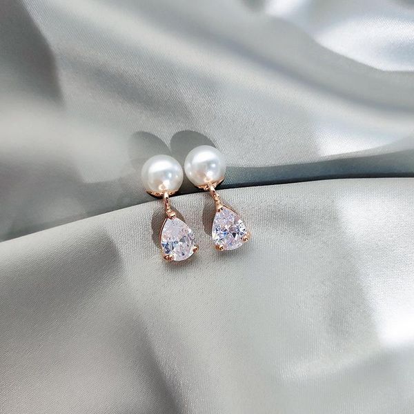 dangle & chandelier 2021 fashion simple delicate pearl women earrings shiny cubic zirconia water drop modelling design joker style, Silver
dangle & chandelier 2021 fashion simple delicate pearl women earrings shiny cubic zirconia water drop modelling design joker style, Silver