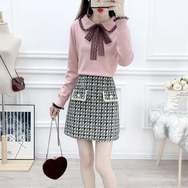 2021 spring women sweater skirt suits pink bowknot hit color knitted thin and short tweed plaid skirt sets y2571, Gray
2021 spring women sweater skirt suits pink bowknot hit color knitted thin and short tweed plaid skirt sets y2571, Gray