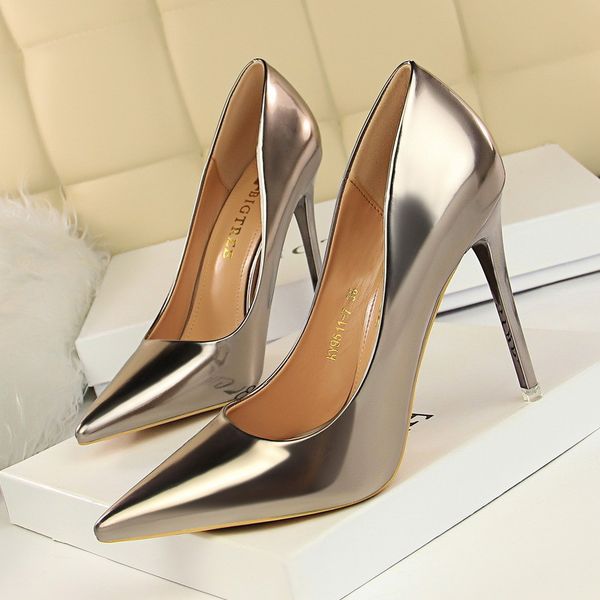 2020 spring female fashion designer gold high heels patent leather bombs stripper stiletto wedding holographic shoes more 5d6v, Black
2020 spring female fashion designer gold high heels patent leather bombs stripper stiletto wedding holographic shoes more 5d6v, Black