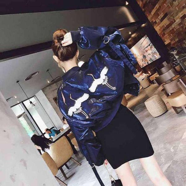 women's jackets embroidered short coat loose port wind baseball uniform female spring autumn 2021 korean students wild jacket women, Black;brown
women's jackets embroidered short coat loose port wind baseball uniform female spring autumn 2021 korean students wild jacket women, Black;brown