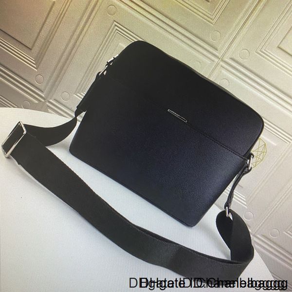 high real leathe briefcases fashion business trip cover document outdoor men messenger handbag dust bag m33427 m33431
high real leathe briefcases fashion business trip cover document outdoor men messenger handbag dust bag m33427 m33431
